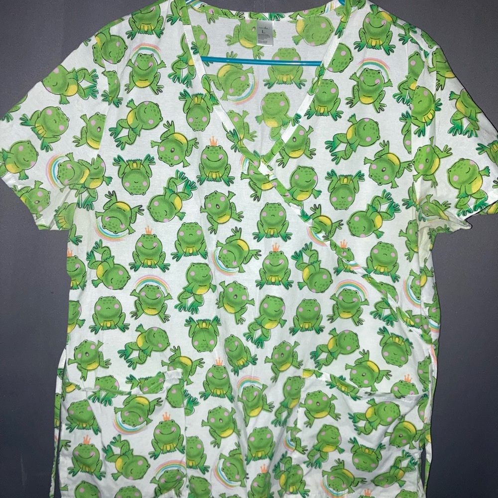 Women’s scrub top